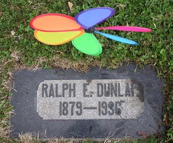 Ralph E Dunlap 