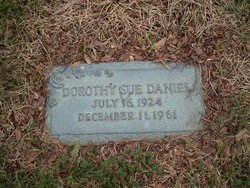 Dorothy Sue <I>Bray</I> Daniel 