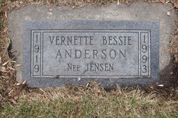 Vernette Bessie <I>Jensen</I> Anderson 