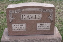 Mills Davis 