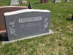 Gertrude E Linsenmeyer 