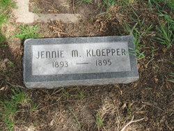 Jennie M Kloepper 