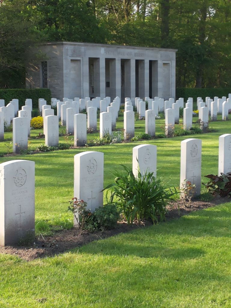 Sage War Cemetery