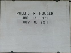 Pallas Ray Houser 