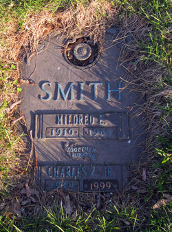 Mildred E <I>Hoss</I> Smith 
