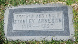 Stanley Arneson 