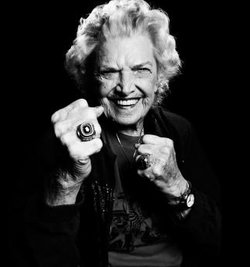 Mae Young 