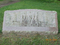 Werner P. Kunze 