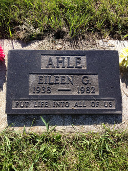 Eileen C <I>McInnis</I> Ahle 
