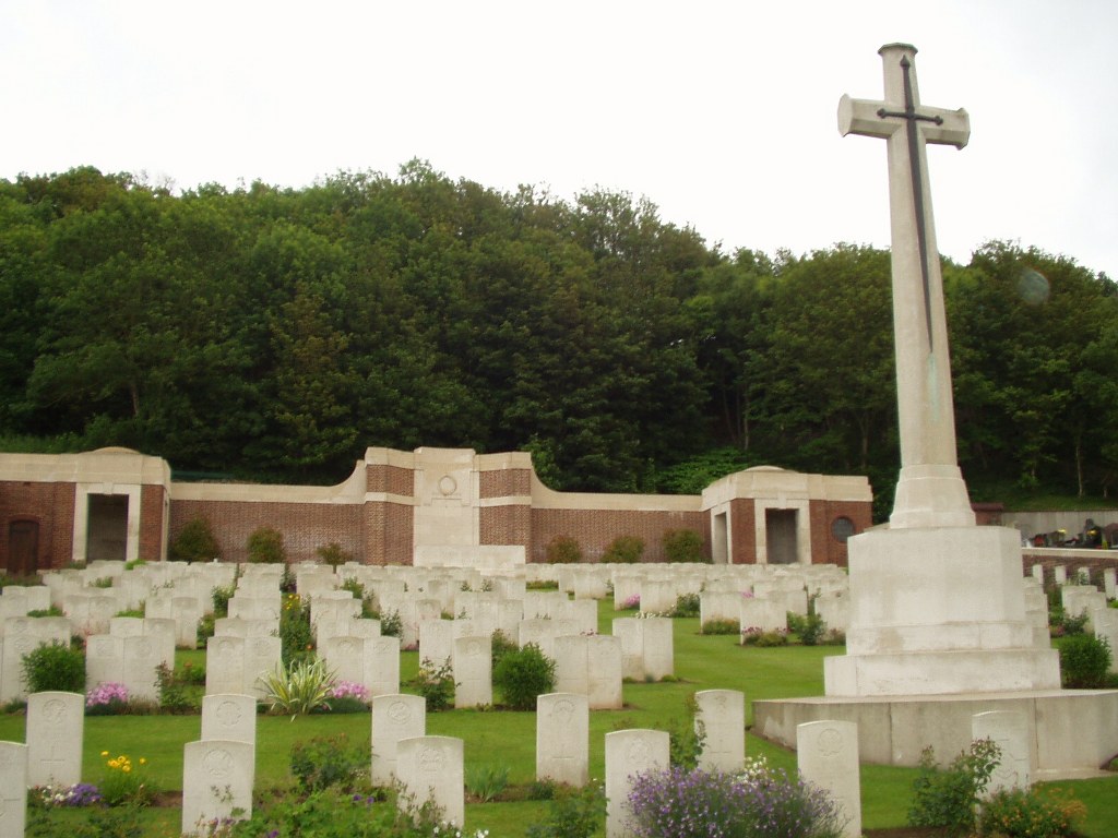 Le Treport Military Cemetery