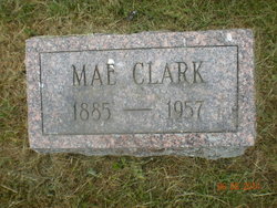 Mae Clark 