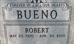 Robert Bueno 
