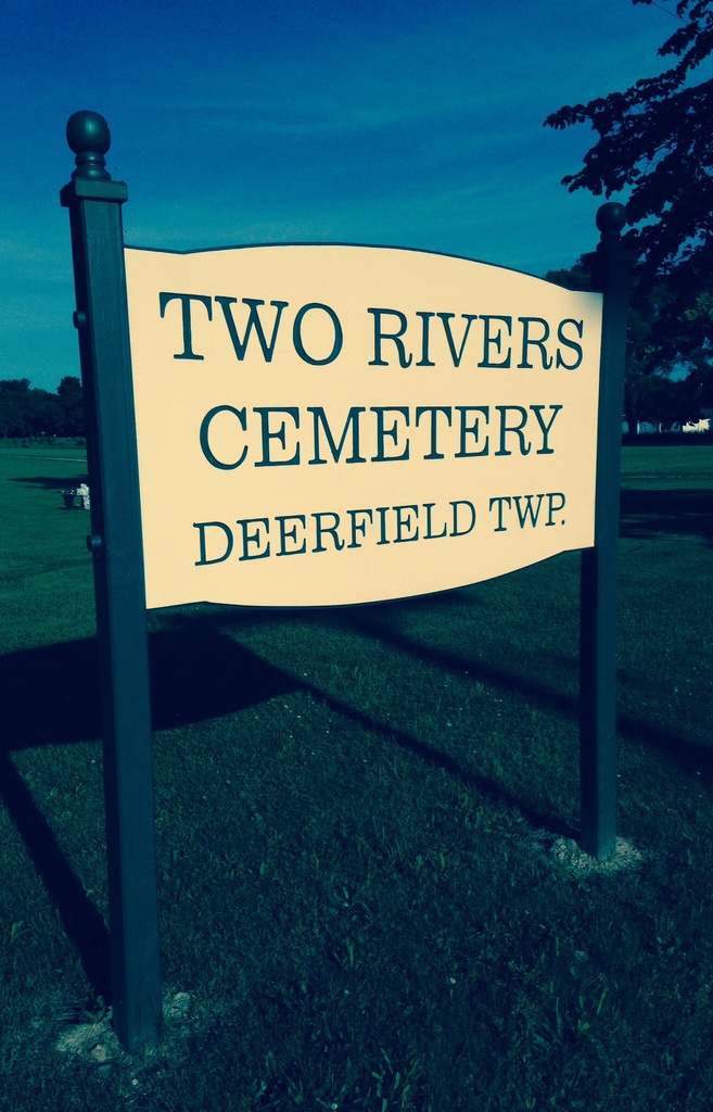 Two Rivers Cemetery