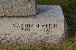 Martha M <I>McCullough</I> Weicht 