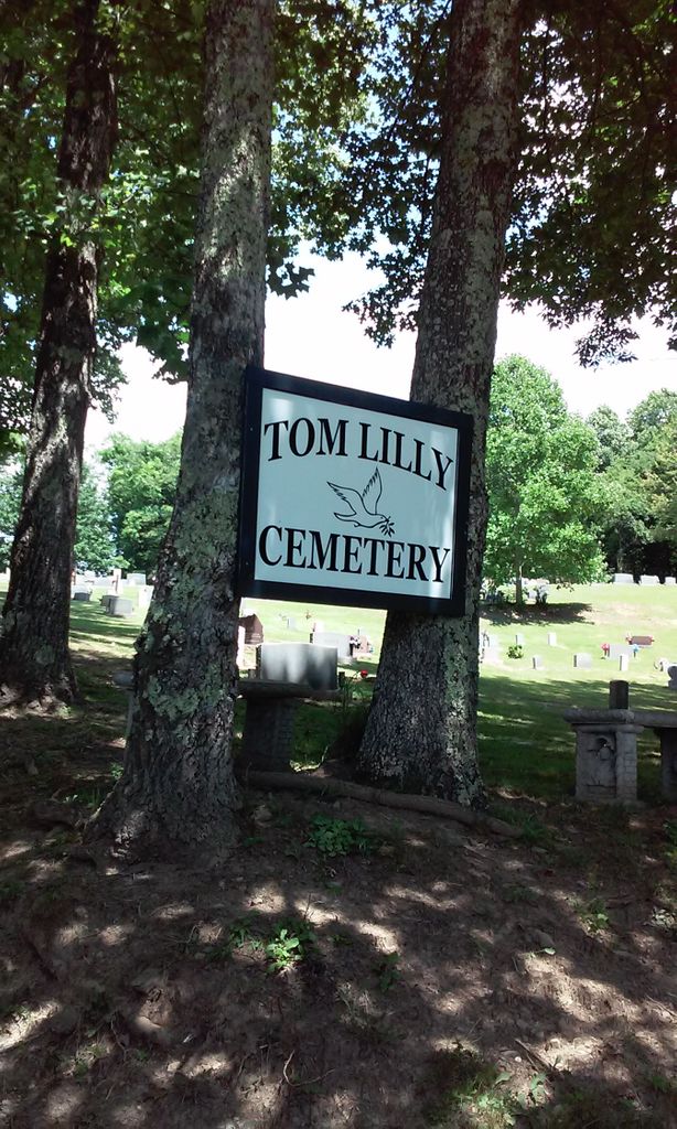 Tom Lilly Cemetery