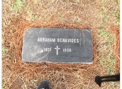 Abraham Benavides 