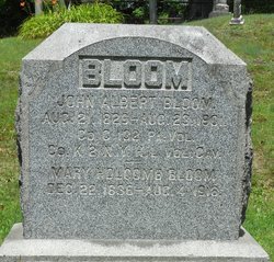 Mary Amanda <I>Holcomb</I> Bloom 