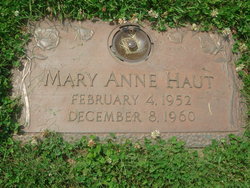 Mary Anne Haut 