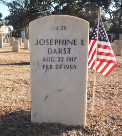 Josephine Elizabeth <I>Leonard</I> Darst 