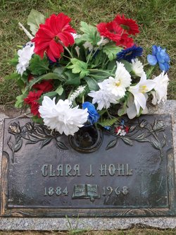 Clara J Hohl 