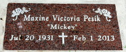 Maxine Victoria “Mickey” <I>Glinski</I> Pesik 
