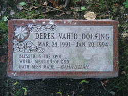 Derek Vahid Doering 