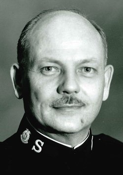 LtC Carl J Lindstrom 