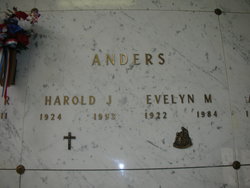 Evelyn <I>Stoffel</I> Anders 