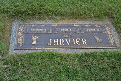 Raymond W Janvier Sr.