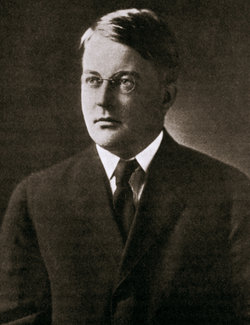 Alfred Eastman Lunt 