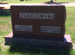 Benedict M Zakrzewski 