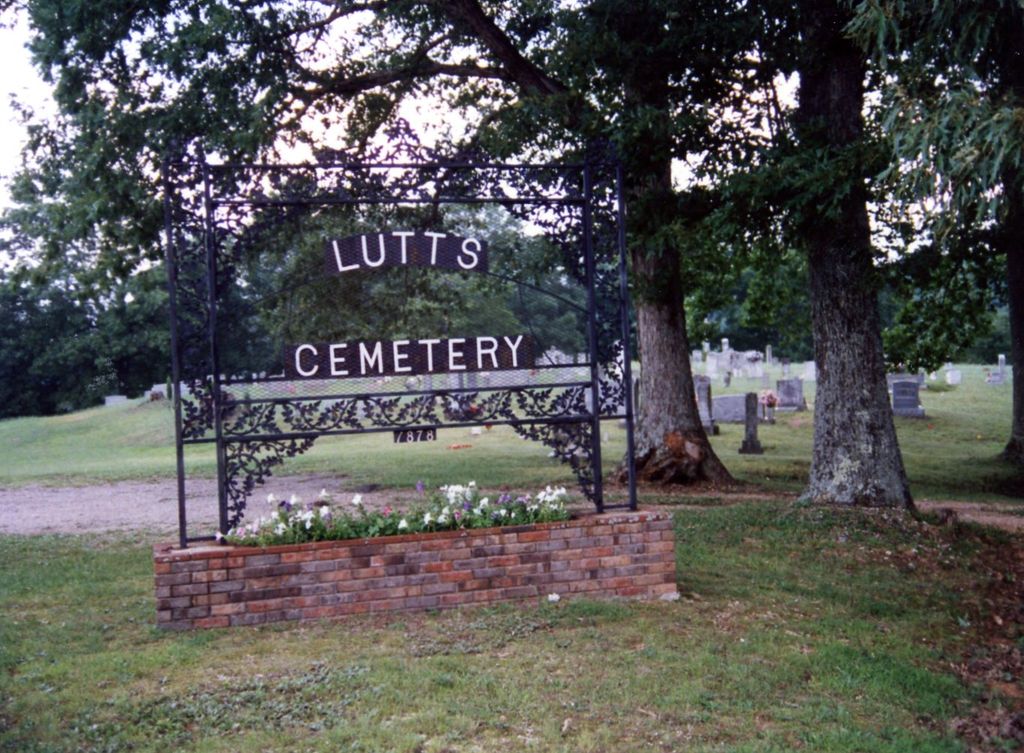Lutts Cemetery
