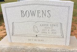 Aaron Lewis “Hair Bear” Bowens 