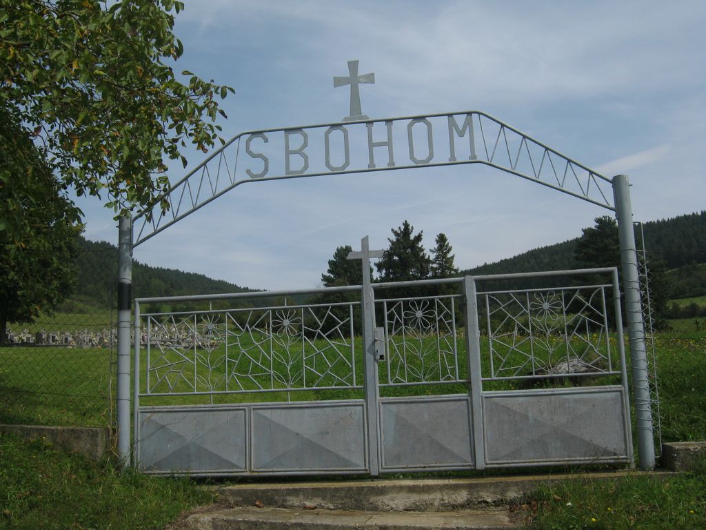 Lipovce Cemetery