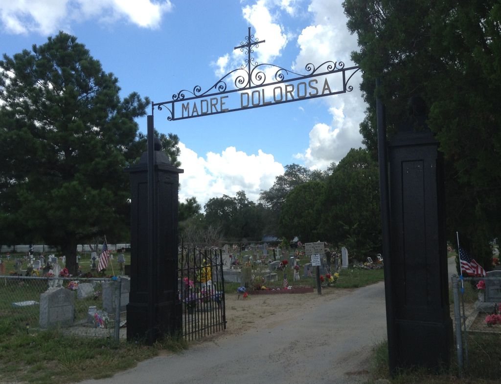 Madre Dolorosa Cemetery