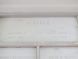 Annie Laurie <I>Trantham</I> Alvarez 