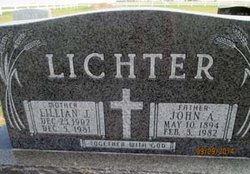 Lillian J <I>Mauler</I> Lichter 