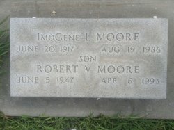 Robert Volga Moore 
