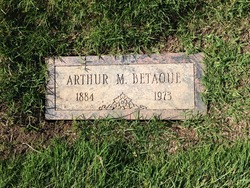 Arthur M Betaque 