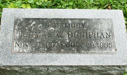 Thomas W Doniphan 