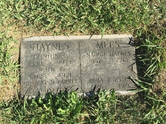 Ruth E Haynes 