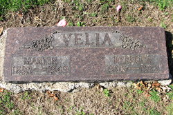 Rebecca <I>Dainty</I> Velia 