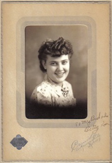 Betty Lou Newhouse 