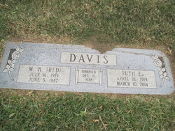 Ruth E. <I>Day</I> Davis 