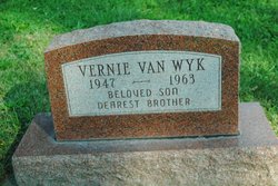Vernie Van Wyk 
