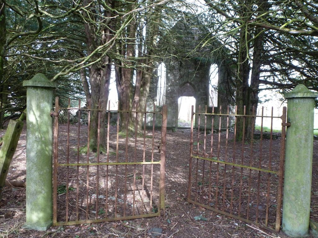 St Ninian's Roman Catholic Churchyard