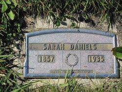 Sarah Jane <I>McCully</I> Daniels 