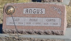 Curtis Angus 