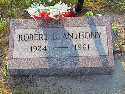 Robert Anthony 