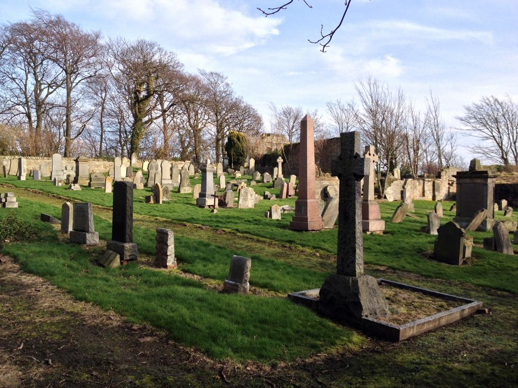 Rosyth Old Churchyard
